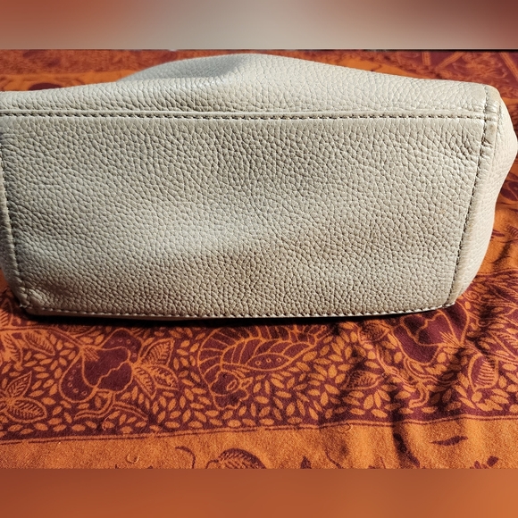 KATE SPADE HANDBAG - Picture 8 of 10